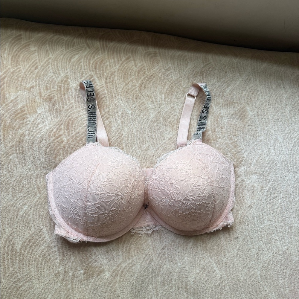 Victoria's Secret Diamond Strap Lace Bra